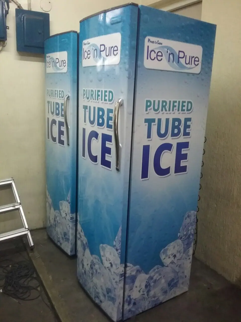 Printed wraps on ice freezers