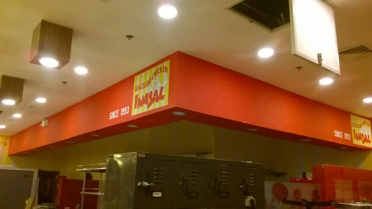 Restaurant counter fascia signage